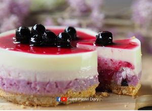 รูปของ สูตรบลูเบอร์รี่ชีสเค้ก น่ารัก ไม่ง้อเตาอบ / No bake Layer Blueberry Cheesecake