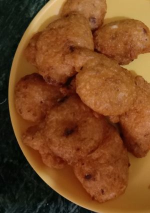 A picture of Moong dal pakode.