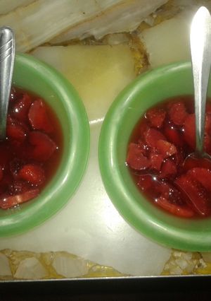 Una foto de Dulce postre de Frutillas de mi mamá