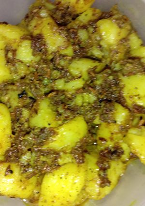 A picture of Jeera Aloo.