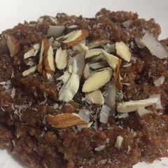 Sohan halwa A picture of Sohan halwa.
