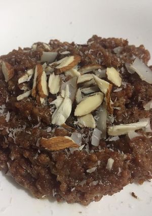 A picture of Sohan halwa.