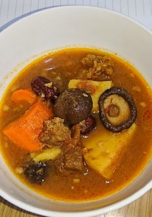 Hình của món Lagu bò.