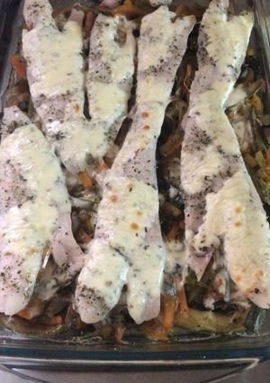 Una foto de Pastel de merluza y vegetales