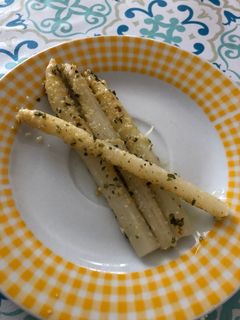 Una foto de Espárragos a la plancha