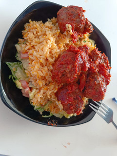 Una foto de Albóndigas en salsa de tomate