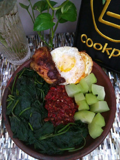 Foto resep Daun Ubi Rebus Sambel Brambang Asem