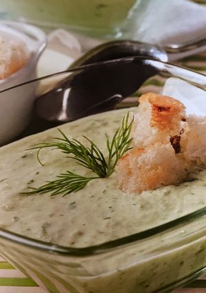Zdjęcie przepisu Chłodnik ogórkowy (Książka Thermomix).