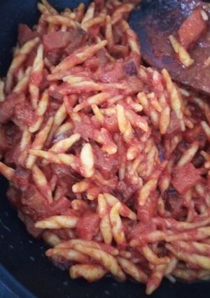 Una foto de Pasta fresca a la Norma