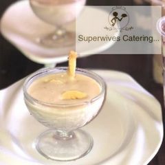 A picture of Banana smoothie.