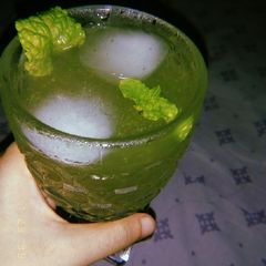 A picture of Mint Margarita.