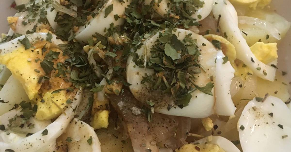 Best ensalada de papa y huevo near me