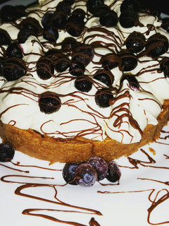 A picture of Toffee cream pie .