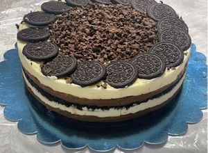 Una foto de Torta Oreo🤍