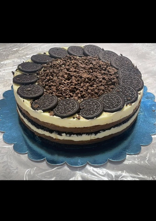 Una foto de Torta Oreo🤍
