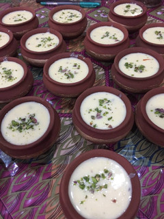 मटका कुल्फी (Matka kulfi recipe in hindi) रेसिपी मुख्य फोटो