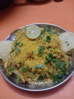 ભેળ (Bhel Recipe In Gujarati) રેસીપી મુખ્ય ફોટો