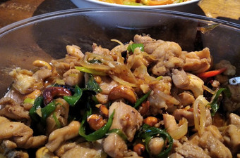 Langkah Mudah untuk Membuat Thai chicken cashew nuts - Hot Thai Kitchen recipe Enak Terbaru