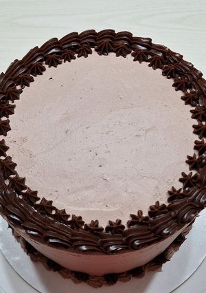 Una foto de Ganache de chocolate y Dulce de leche para relleno y cobertura