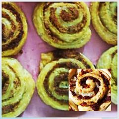 A picture of Diya's beef pinwheel bread.