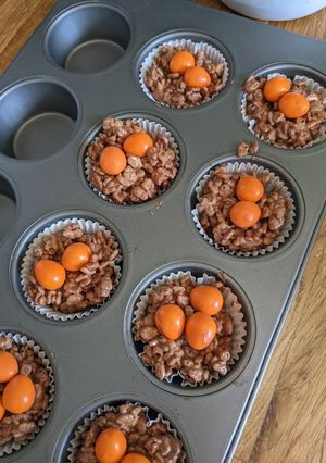 A picture of Easter chocolate nests.