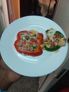 A picture of Bell pepper fried eggs.