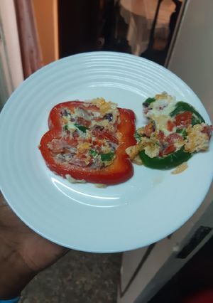 A picture of Bell pepper fried eggs.