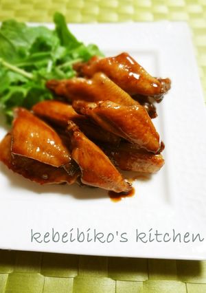 A picture of Simmered Chicken Wings.