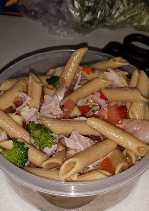 A picture of This &That pasta salad.
