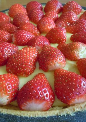 A picture of Fresh Strawberry Tart.