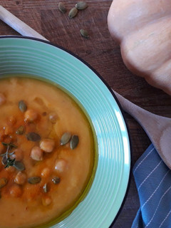 Foto di Vellutata di zucca con ceci