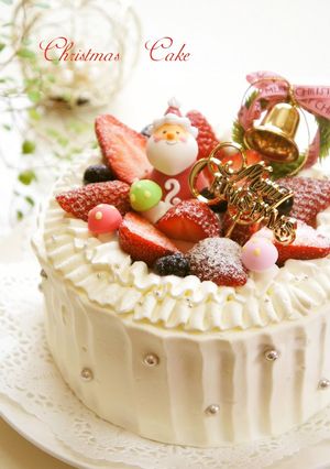 A picture of Decorated Christmas Cake.