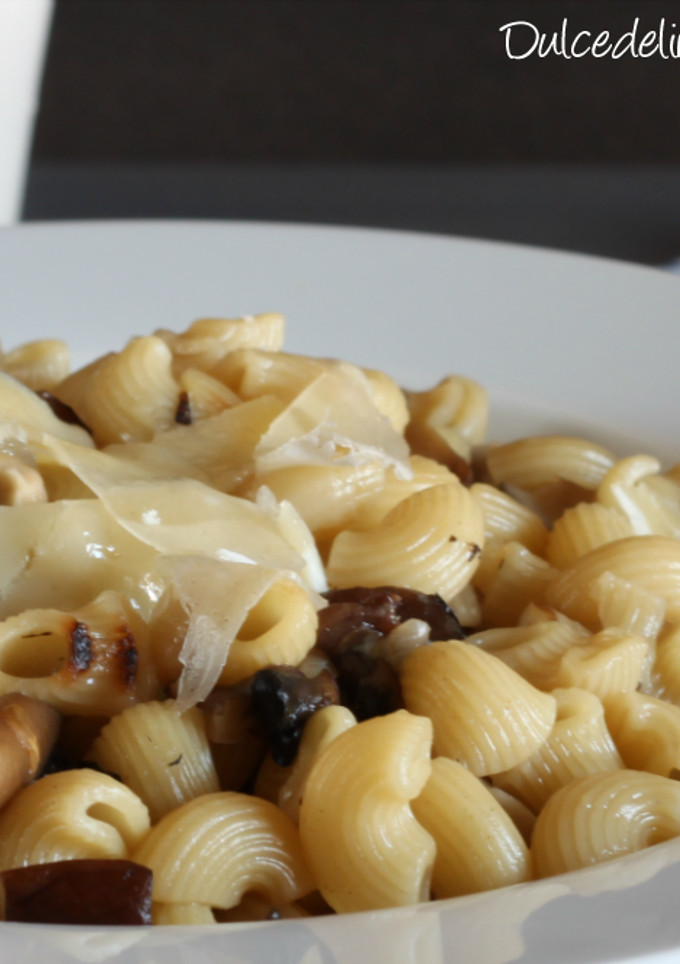Una foto de Pasta con setas al estilo risotto
