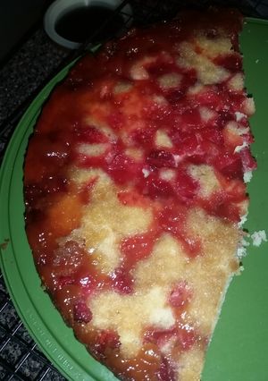 A picture of Cranberry Upside Down Cake.
