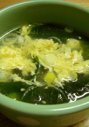 A picture of Korean-Style Egg Soup.