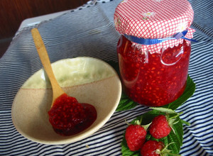 A picture of Raspberry Jam.