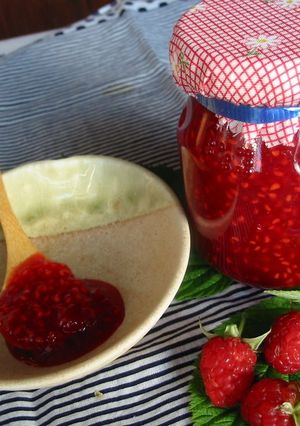 A picture of Raspberry Jam.