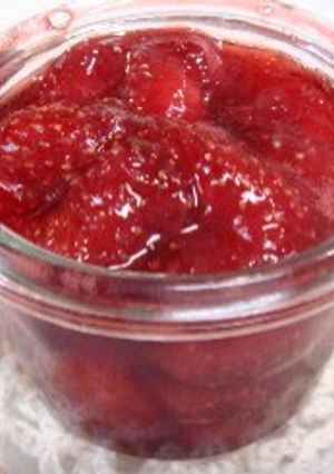A picture of Strawberry Jam with a Pressure Cooker or Regular Pot.