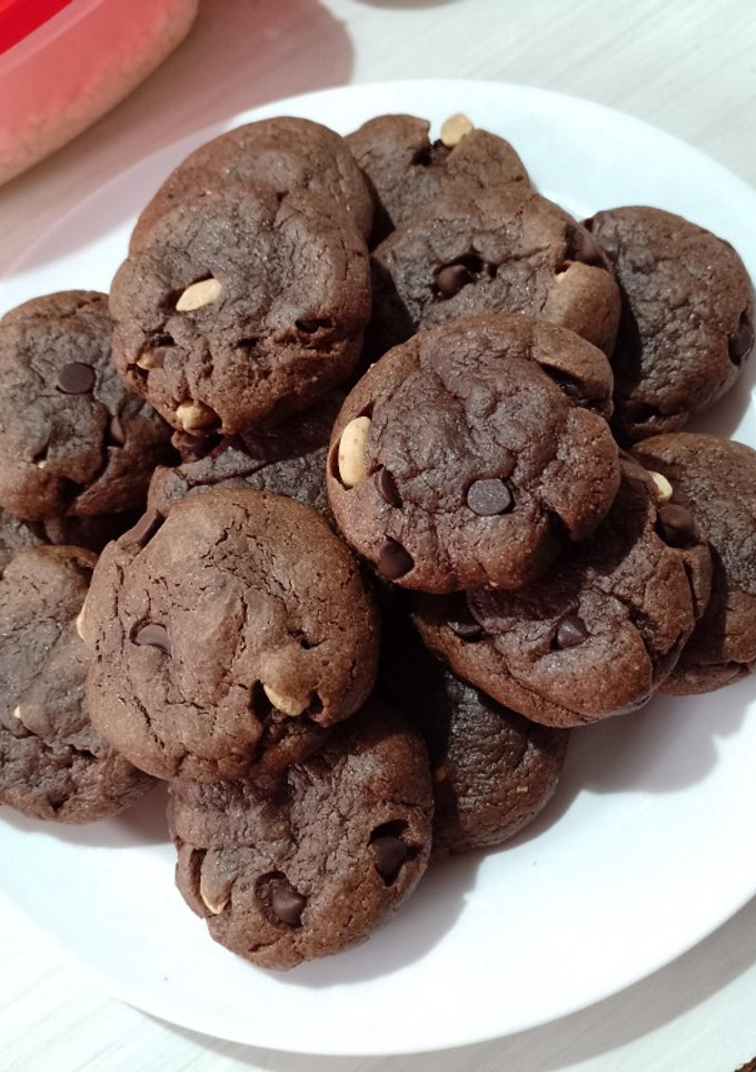 Una foto de Galletitas de Doble Chocolate y Maní