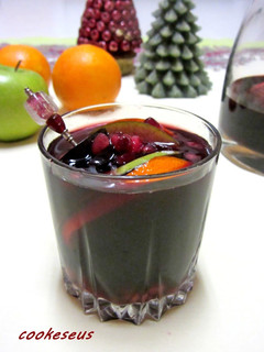 A picture of Pomegranate Sangria.