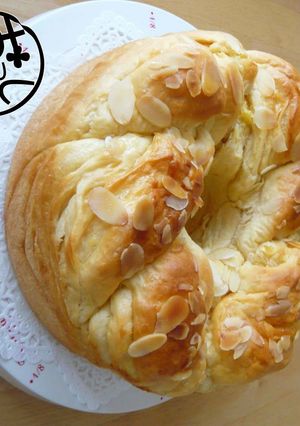 A picture of Dense Pudding Bread.