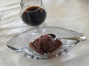 Una foto de helados con licor