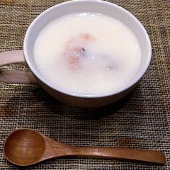 A picture of Warm and Foamy Sakura Latte - Great for Company Too.