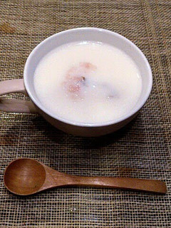 A picture of Warm and Foamy Sakura Latte - Great for Company Too.