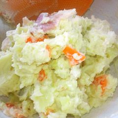 Super Quick and Extremely Delicious Potato Salad A picture of Super Quick and Extremely Delicious Potato Salad.