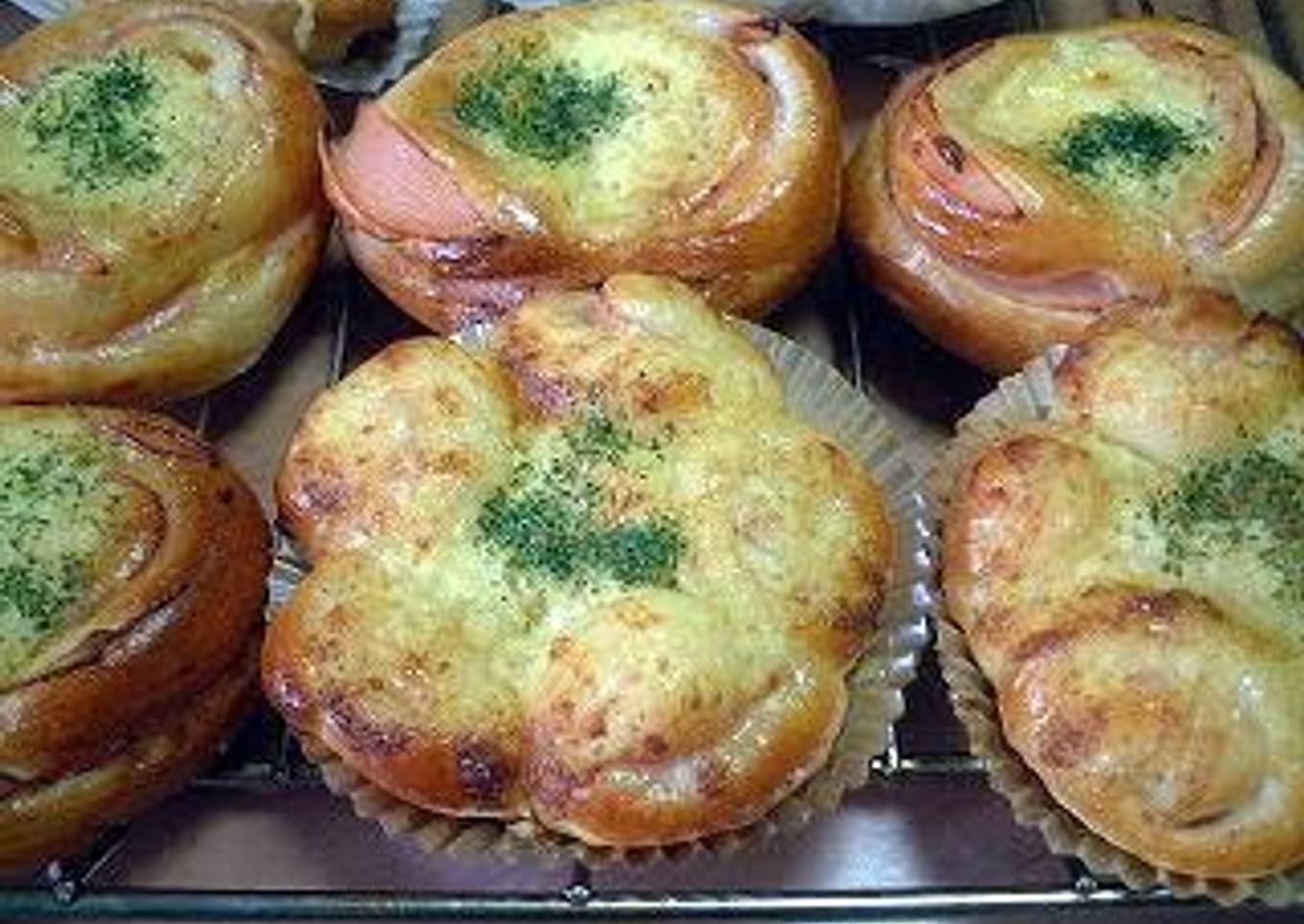 Bacon Mayonnaise Bread Roll