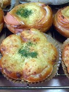 A picture of Bacon Mayonnaise Bread Roll.