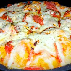 A picture of Mike's Easy Garlic Pizza Bites.