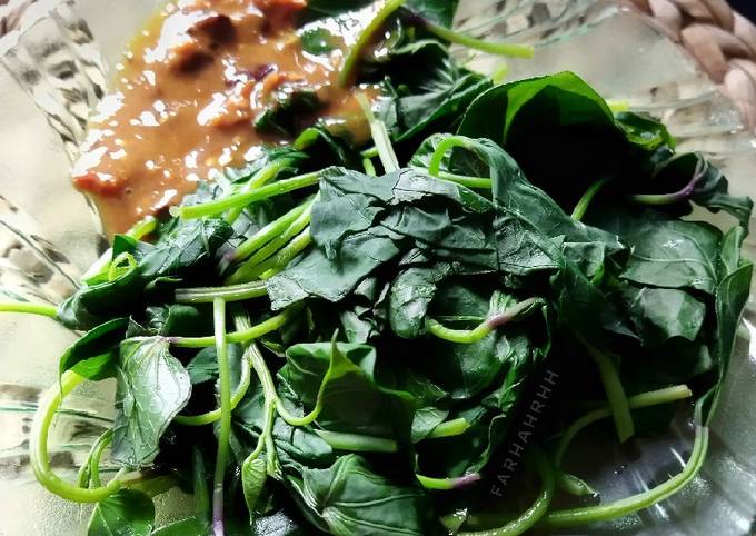 Resep Rujak Daun Ubi oleh Farhah - Cookpad
