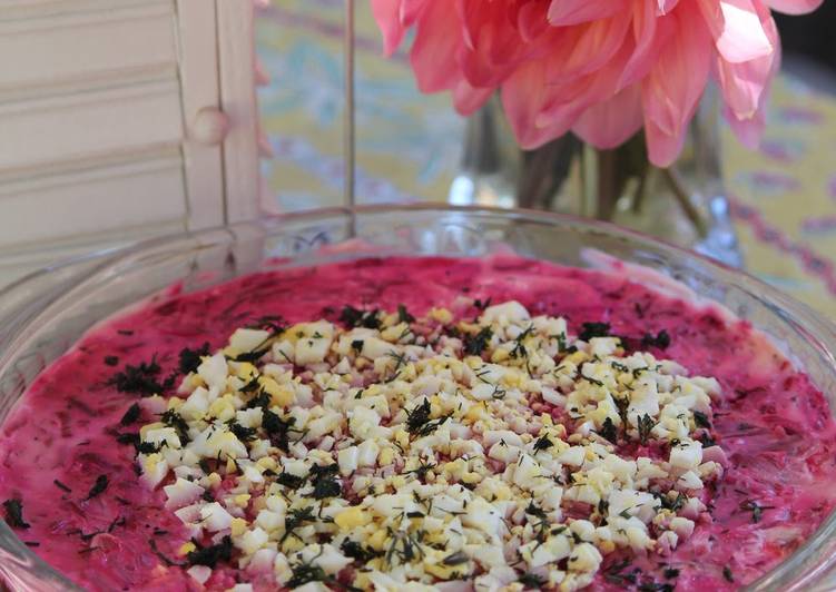 Steps to Prepare Homemade Shuba (Russian Layered Salad with Beets)